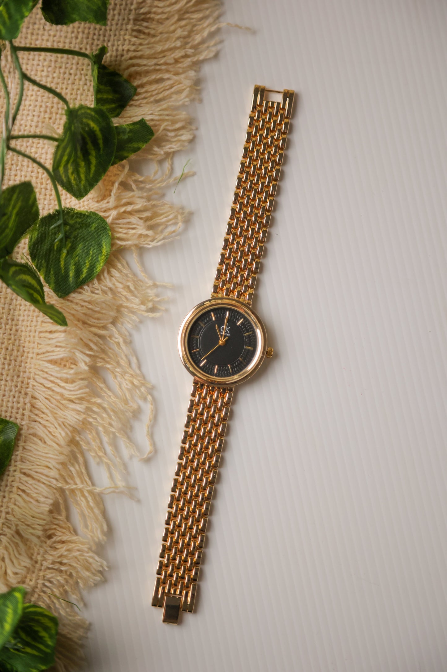 CK Gold Black