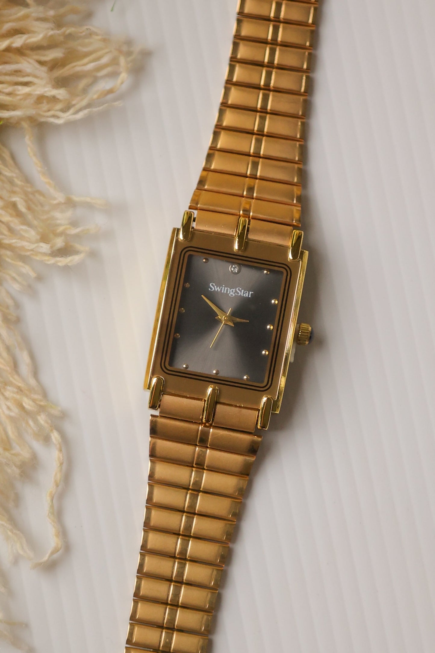 Swingstar Gold Black
