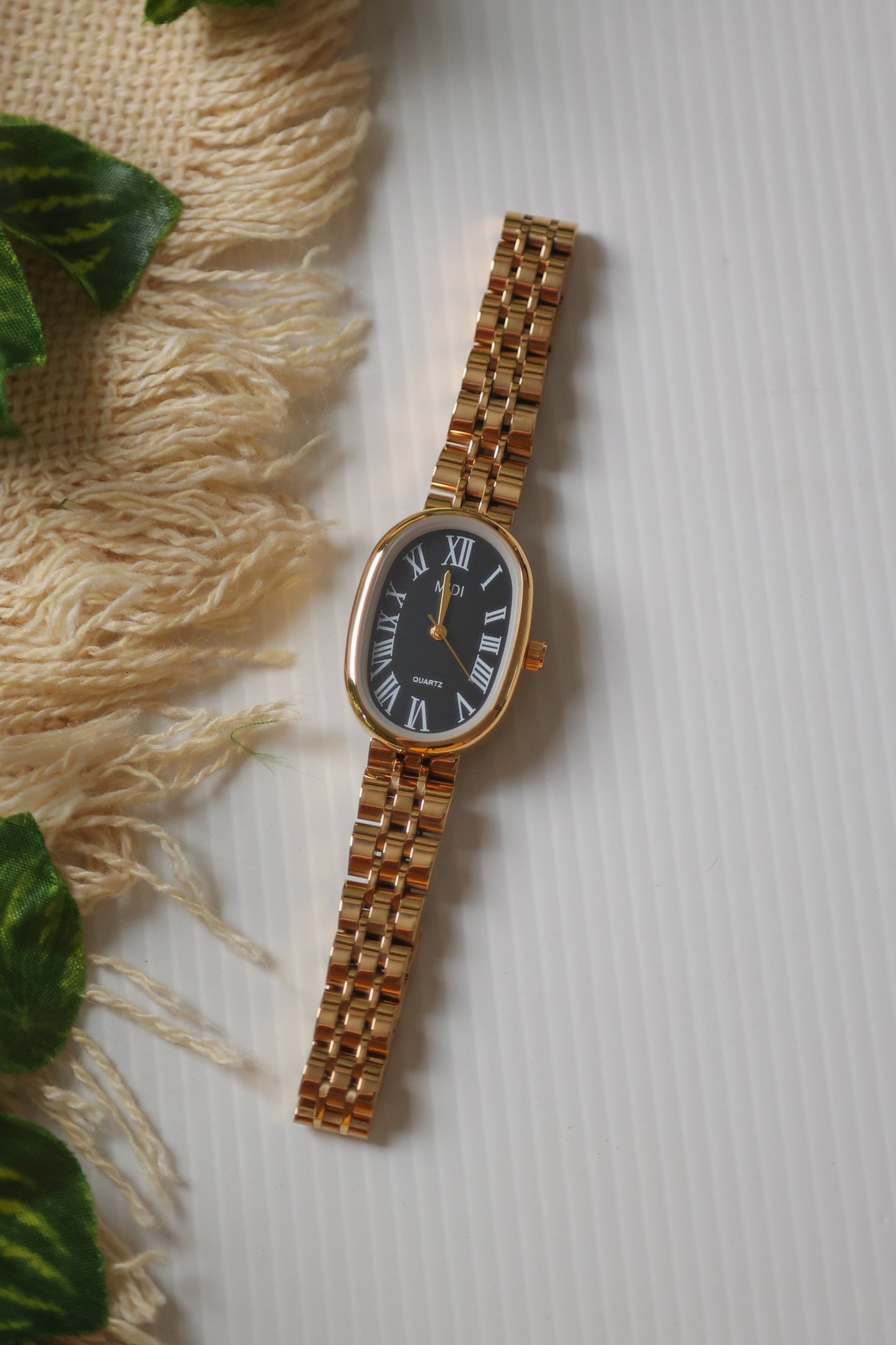 Midi Oval Black