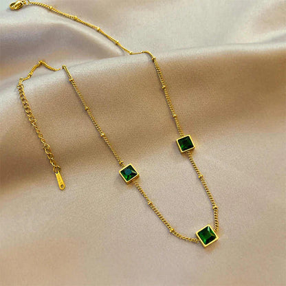 Emarld Choker Necklace